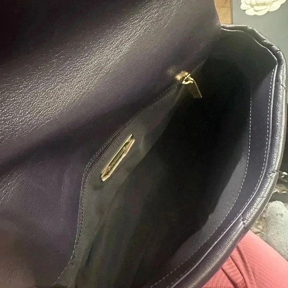 💕Chanel 19 SMALL💕 - Picture 12 of 14